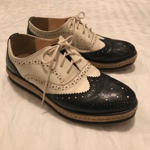 Vintage Oxford shoes